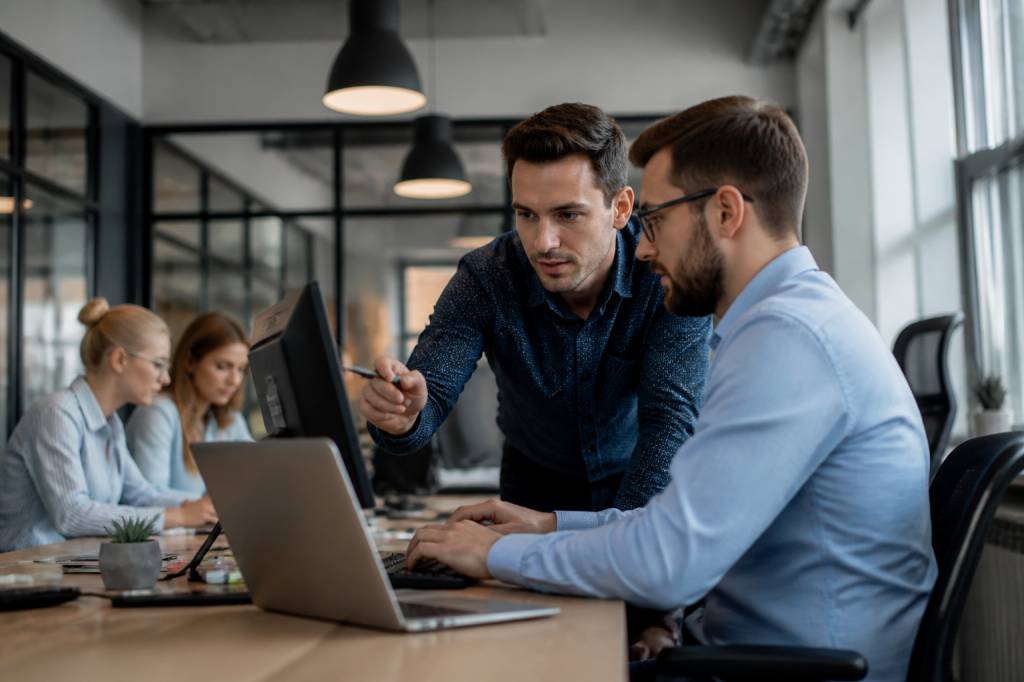 Esn ssii : comprendre les différences et choisir le bon partenaire informatique