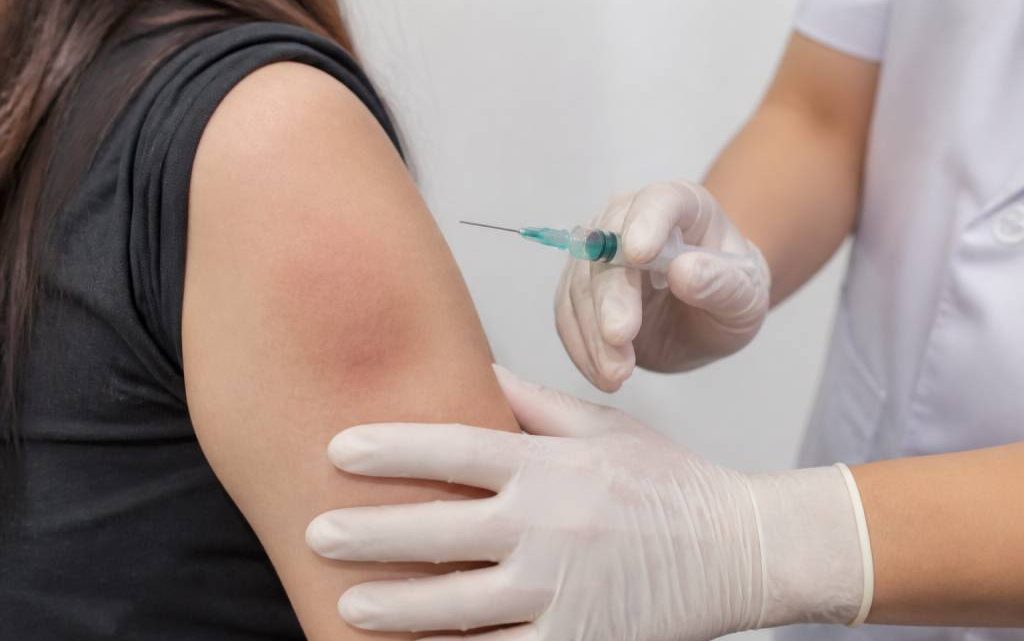Complication d&rsquo;une injection intramusculaire : causes, symptômes et traitements