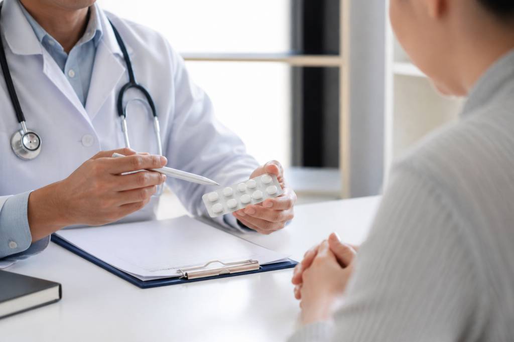 Atorvastatine et rosuvastatine : différences, effets secondaires et choix du bon traitement