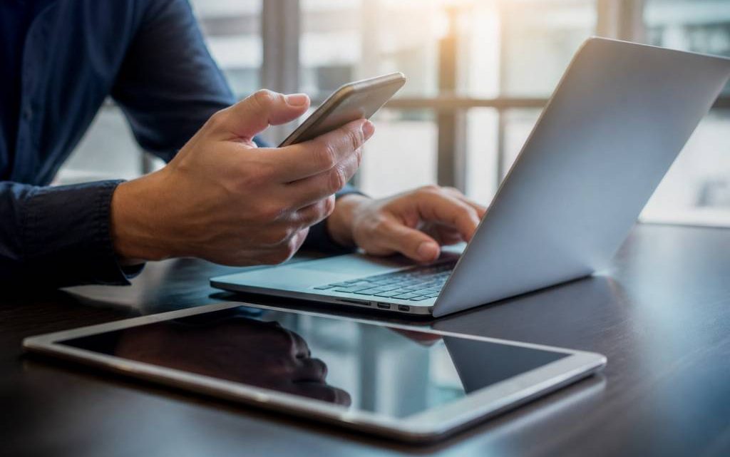 Digital internet : comprendre les enjeux du numérique connecté
