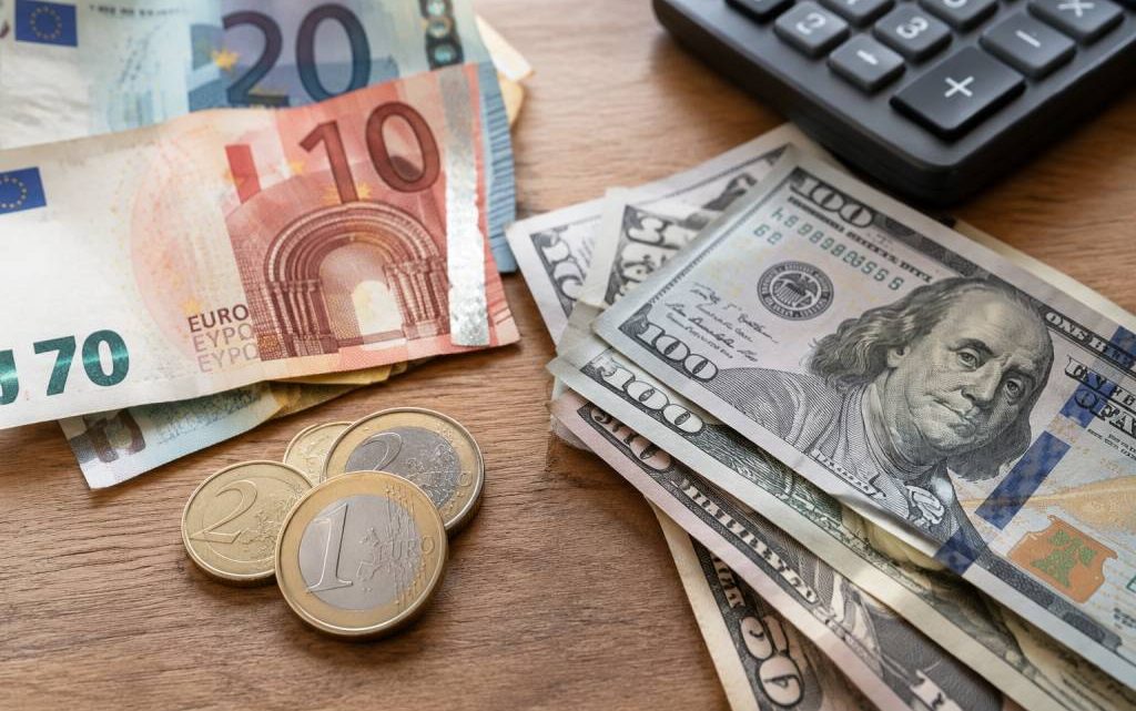 1 euro in dollars : combien vaut un euro en dollars aujourd’hui ?